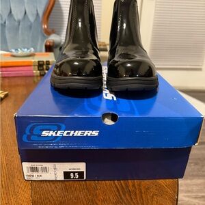 NIB Women’s Skechers Work Workshire Comp Toe Pull On Ankle Boots 9.5
